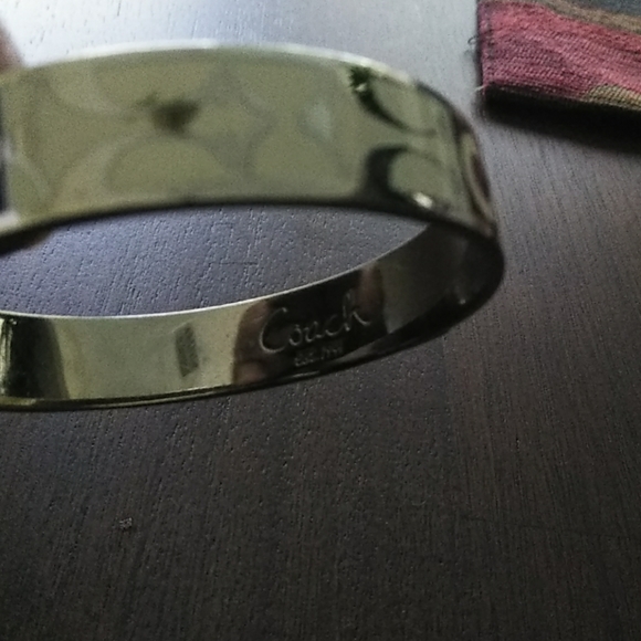 Bracelet - Picture 1 of 1